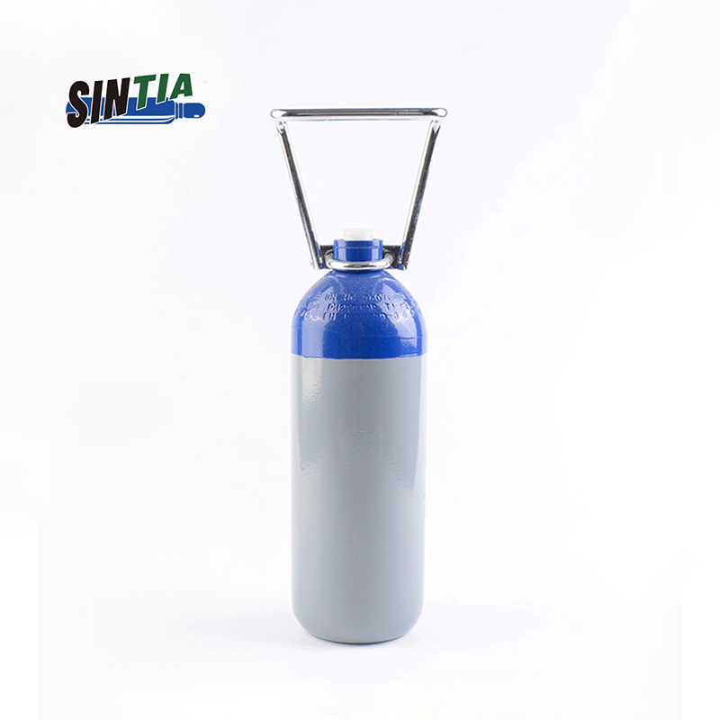 2.7l Gas Cylinders (2)